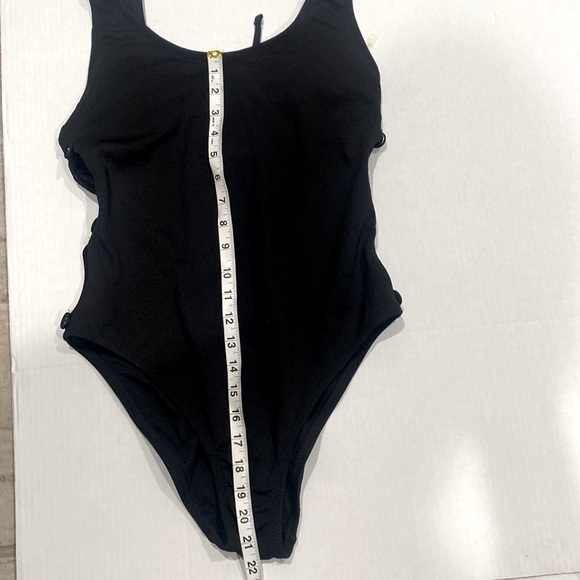 Bathing Suit NWT Shade Shore One Piece Black Side Cutouts Size M - Picture 9 of 9